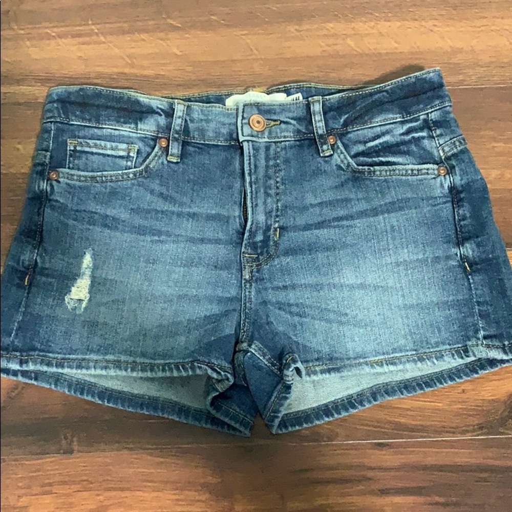H&M shorts size 8